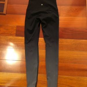 Size 6 lulu leggings